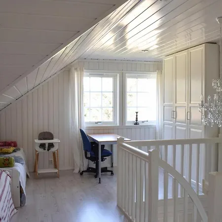 Cozy In With Kitchen * Bakkasund